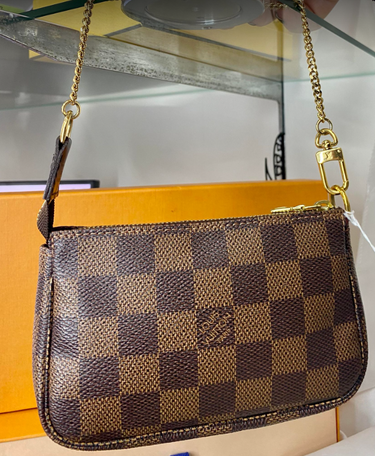 LV Mini Pochette Damier